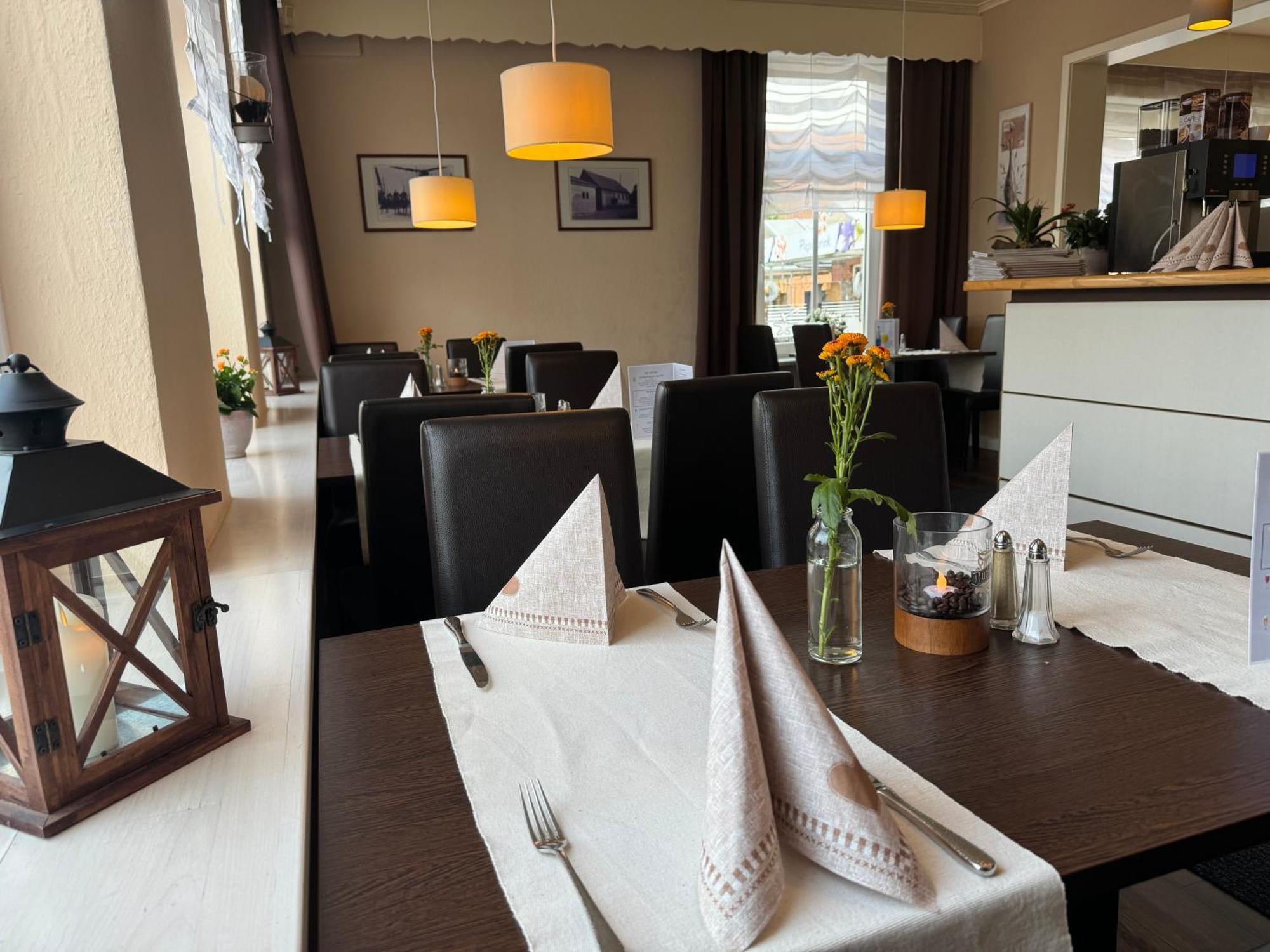 Alte Schmiede Hotel & Restaurant Jork Buitenkant foto