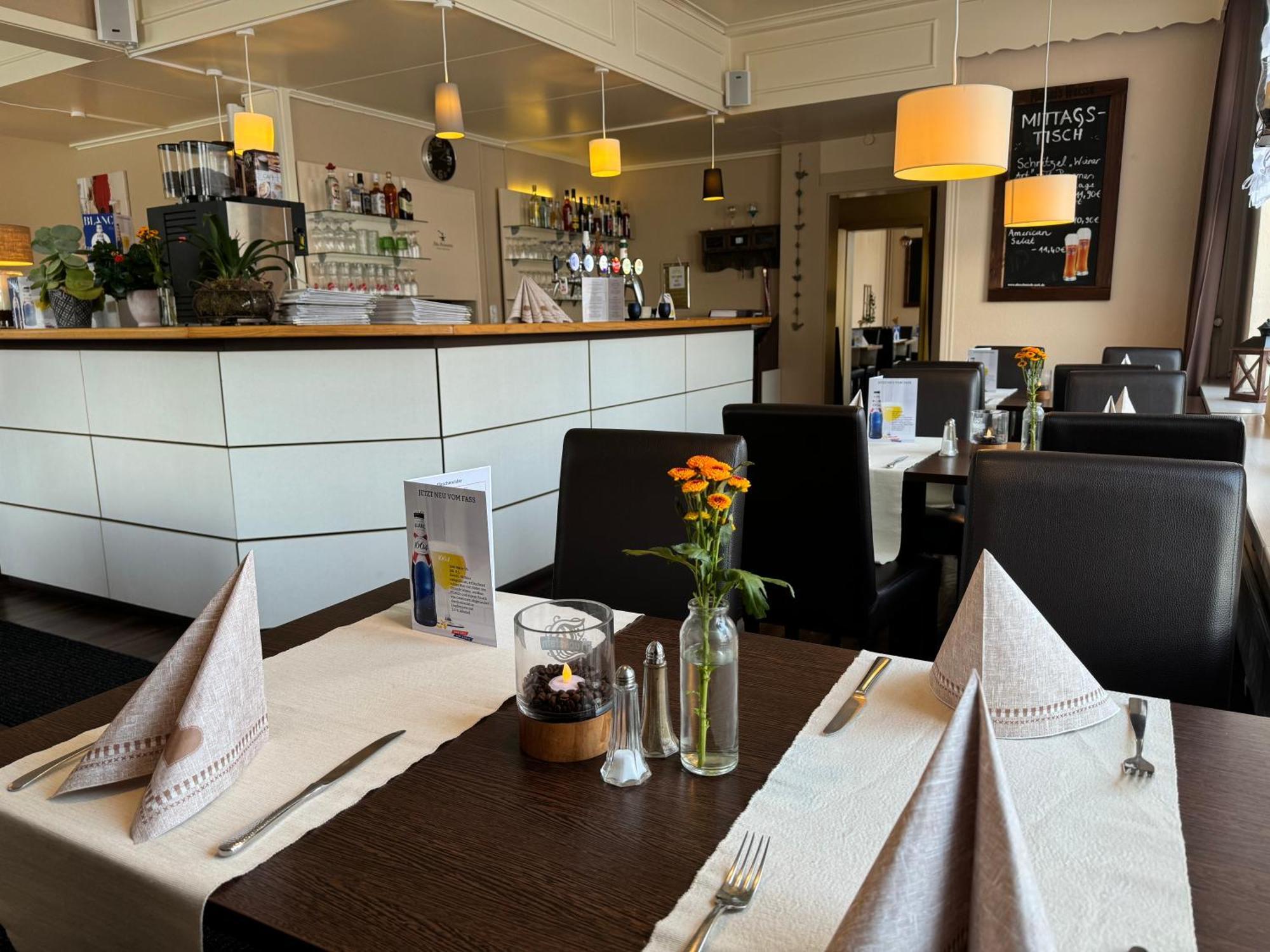 Alte Schmiede Hotel & Restaurant Jork Buitenkant foto